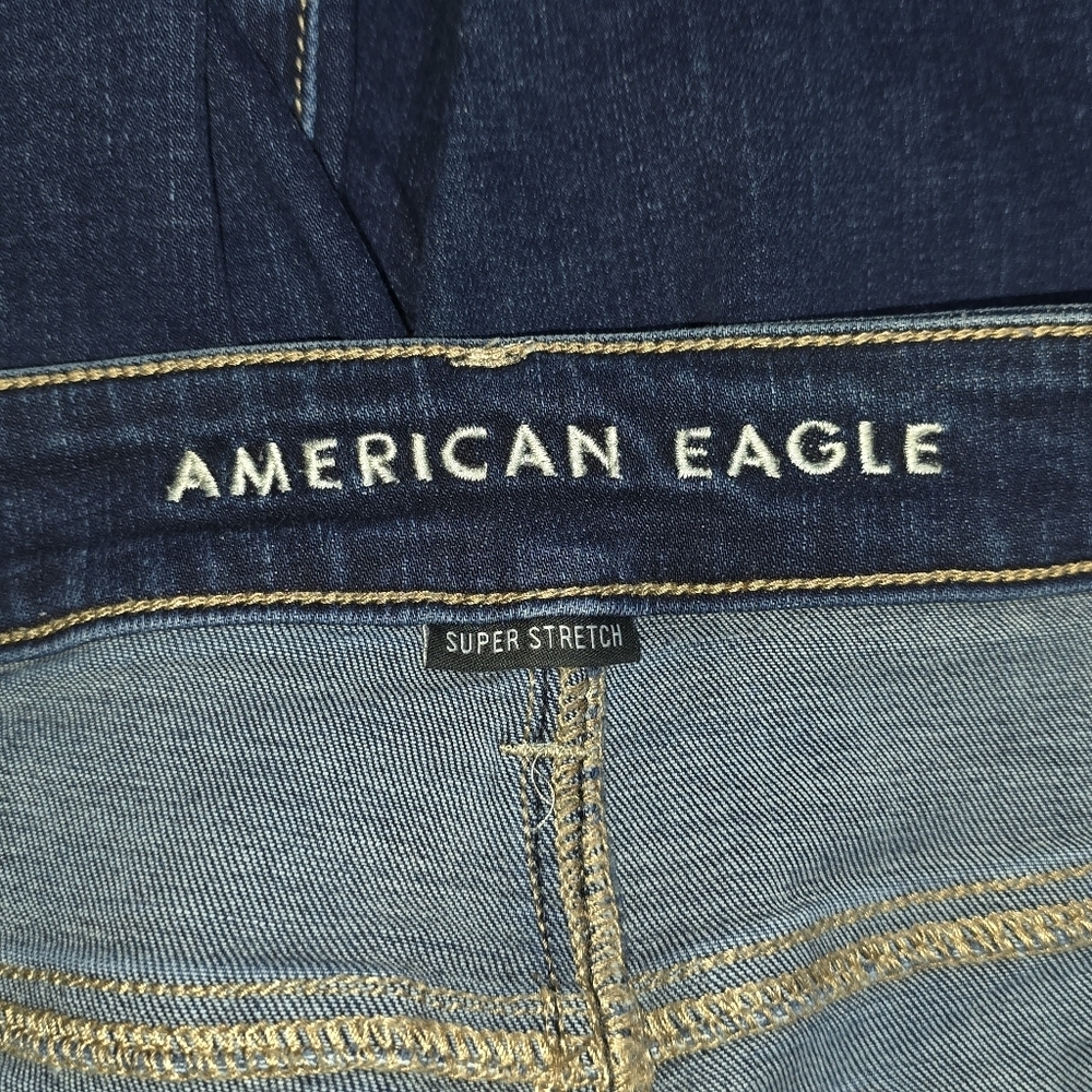 American Eagle Outfitters Dark Wash Ripped Jeggings Size 14 Short - Picture 3 of 5